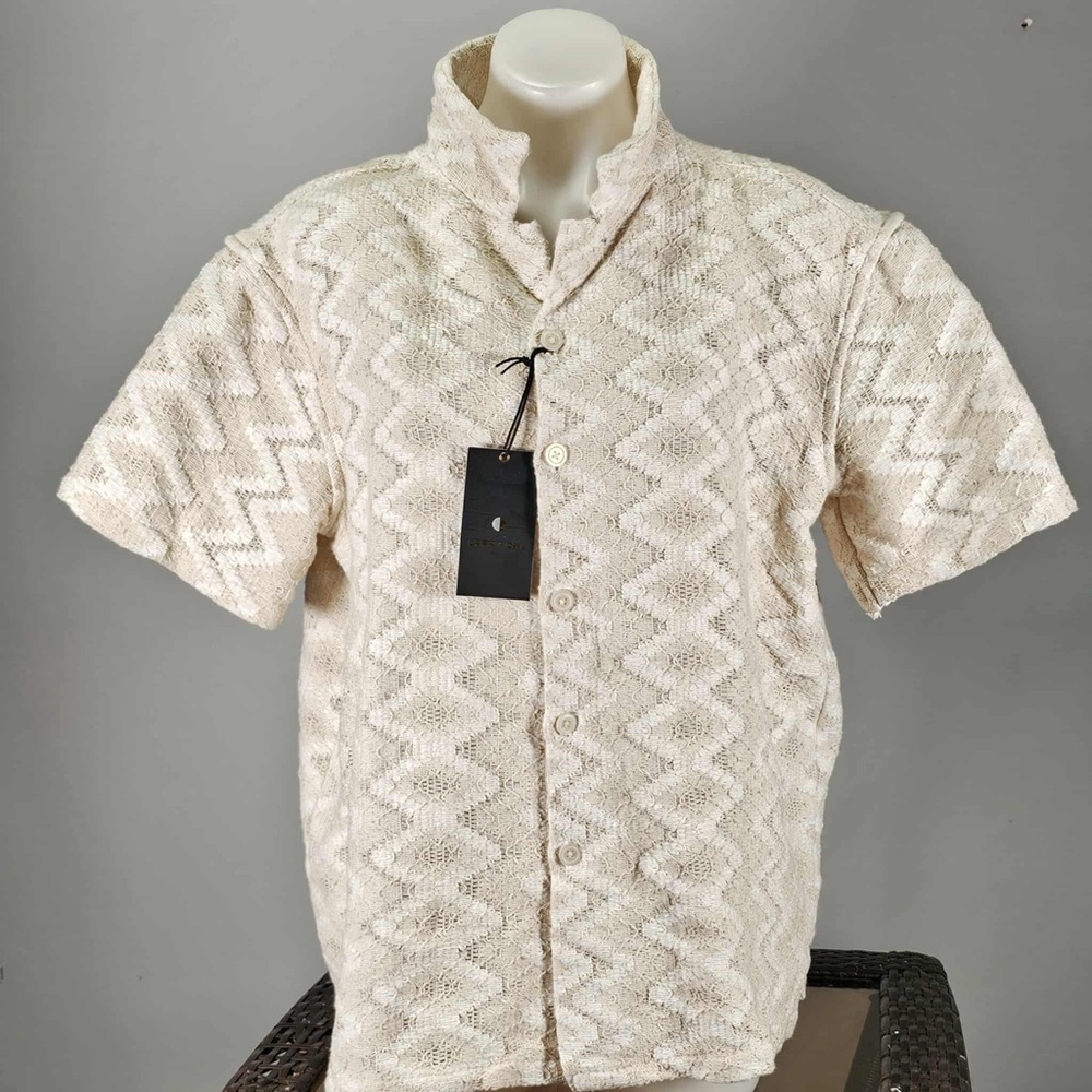 NWT park & owl Cream Short Sleeve Button-Up Shirt